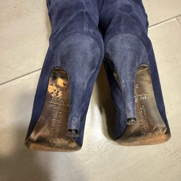 Guillaume Hinfray you say? (38) Midnight Blue Suede Boot with silvery-details - Picture 7 of 9